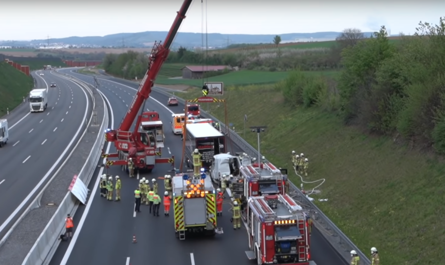 ❌ A6: Schon wieder tödlicher Unfall ❌ ▶️ Bergung des Fahrer mit Kranwagen ð Feuerwehr Heilbronn ð