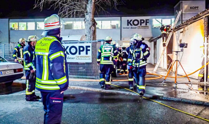 ð¥ð  Feuer mit großen Flammen in Schreinerei  ðð¥ | Schnelle Löschmaßnahmen retten Hauptgebäude