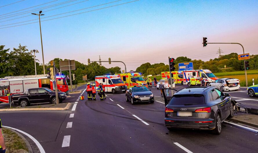 ⛔️  MANV nach schwerem Crash  ⛔️ | ð  6 Rettungswagen + 3 Notärzte + Feuerwehr  ð
