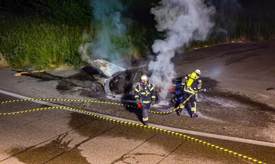 ð¥  A8: BMW brennt komplett aus  ð¥ | ð  Ausfahrt gesperrt – Löscharbeiten  ð
