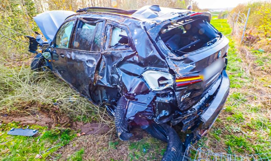ð¡ A8: CRASH mit SUV – BMW von AUTOBAHN GEFLOGEN ð¡ | ð¨ Bergung des Unfallwagens ð¨