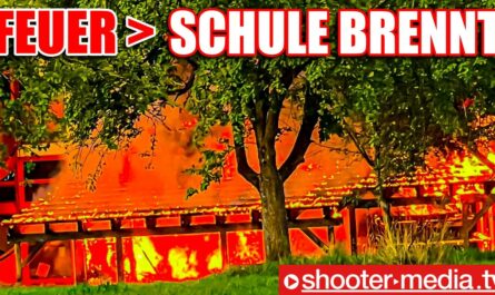 ð¥ ð FEUER: SCHULE STEHT in FLAMMEN ð ð¥ | Holzanbau & Werkraum brennen komplett