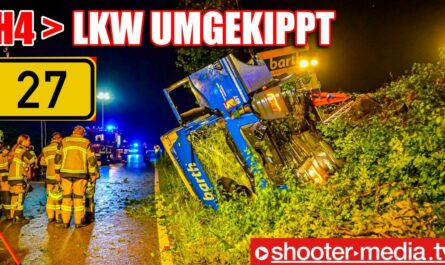 ð B27: LKW UMGESTÜRZT - EINSATZ für die FEUERWEHR ð | ⛔️ Rettungsdienst versorgt Fahrer ⛔️